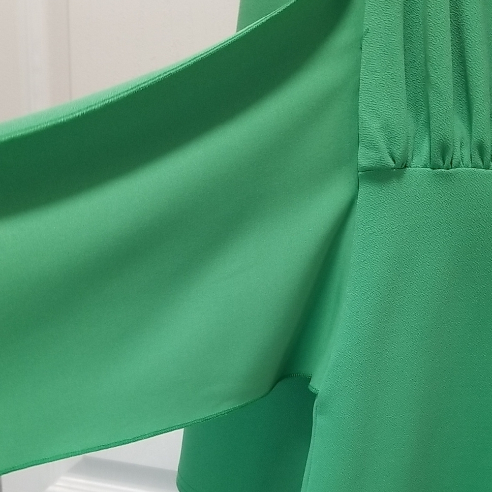 Boohoo Green Long Sleeve Bell Sleeve Sheath Dress for Night Out - Picture 7 of 14